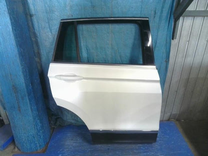 [R DOOR ASSY RH]VOLKSWAGEN TIGUAN 5NDFGF DFG AT 4WD #0BD3253174295