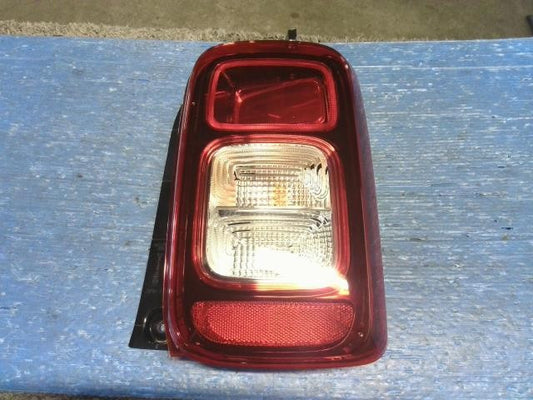 [TAIL LAMP RH]SUZUKI ﾜｺﾞﾝRｽﾏｲﾙ MX91S R06D AT 2WD #0BD3253181645