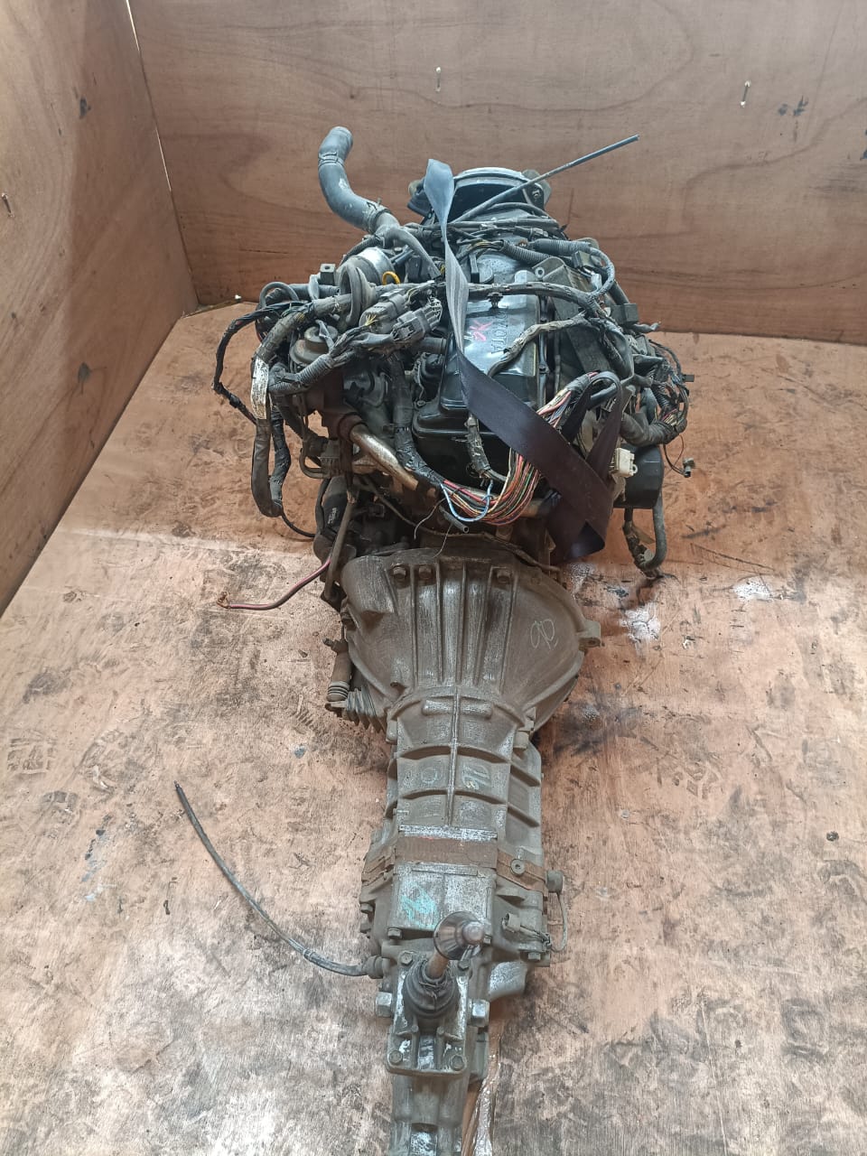 ［USED ENGINE］TOYOTA 2L FR MT 2WD INDIA