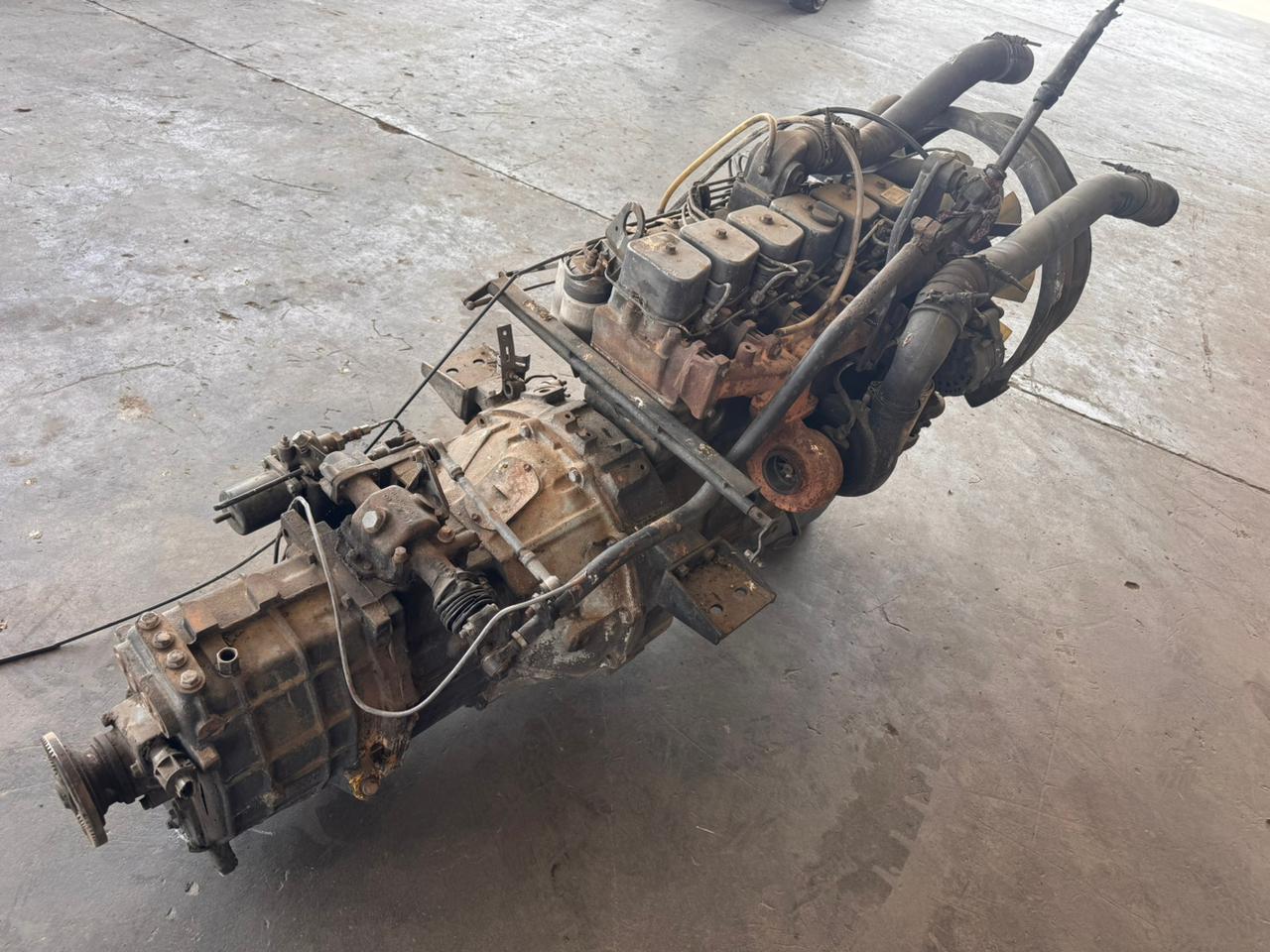 ［USED ENGINE］TATA 6BT CUMMINS INLINE PUMP FR MT 2WD INDIA
