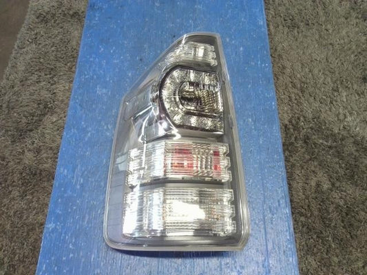 [TAIL LAMP LH]TOYOTA VOXY ZRR70G 3ZR-FAE AT 2WD #0BD3253178638