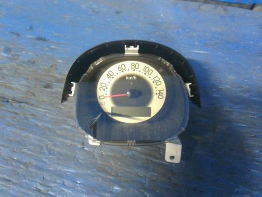 [SPEEDOMETER]DAIHATSU ESSE L235S KF-VE AT 2WD #0BD3253182785