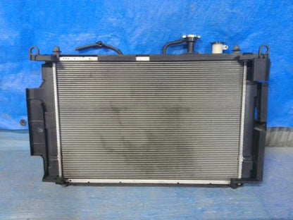 [RADIATOR]TOYOTA AQUA NHP10   #0BD3253171957