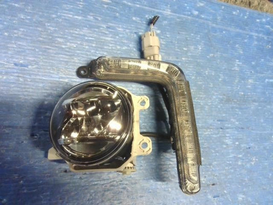[FOG LAMP RH]DAIHATSU TANTO LA600S KF AT 2WD #0BD3253174457