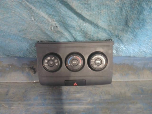 [AIR CONDITIONER PANEL]NISSAN WINGROAD Y12 HR15DE AT 2WD #0BD3253171851