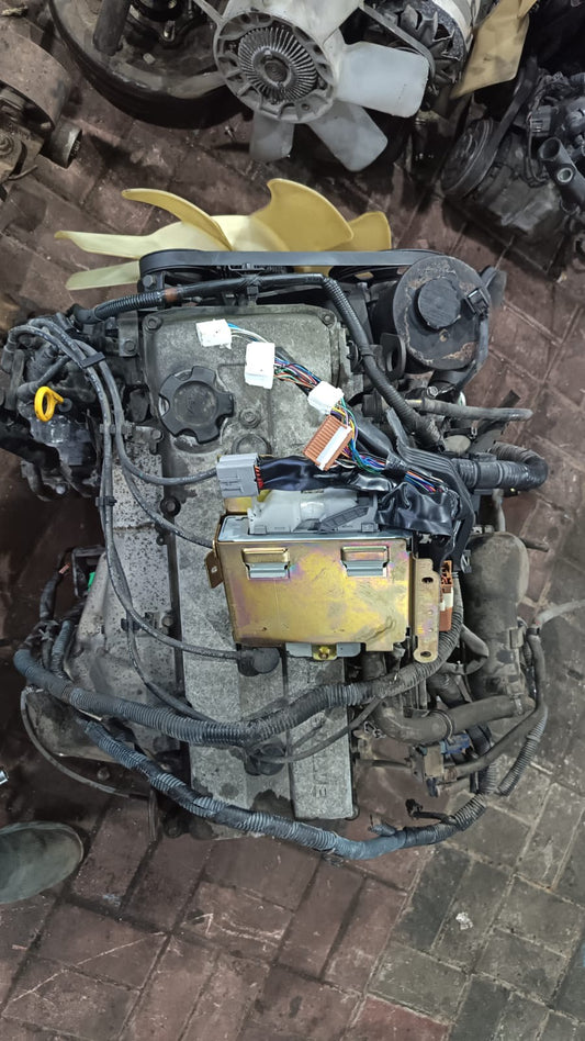 ［USED ENGINE］ NISSAN KA20 NGB JAPAN