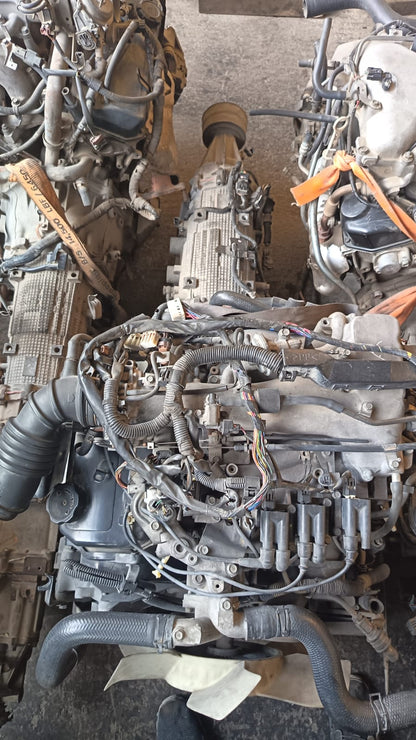 ［USED ENGINE］ MITSUBISHI 6G74 FR AT 2WD COIL