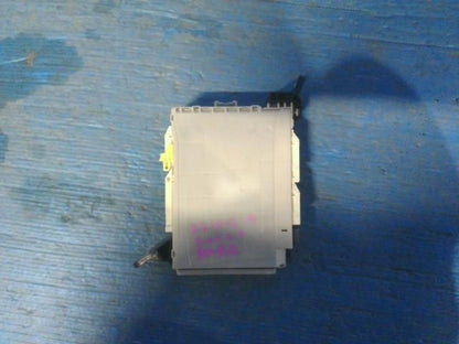 [FUSE BOX]TOYOTA CROWN ATHLETE AWS210 2AR-FSE AT 2WD #0BD3253172049