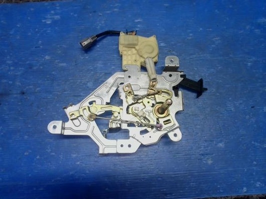 [Right R door lock solenoid]HONDA MOBILIO SPIKE GK1 L15A AT 2WD #0BD3253172892