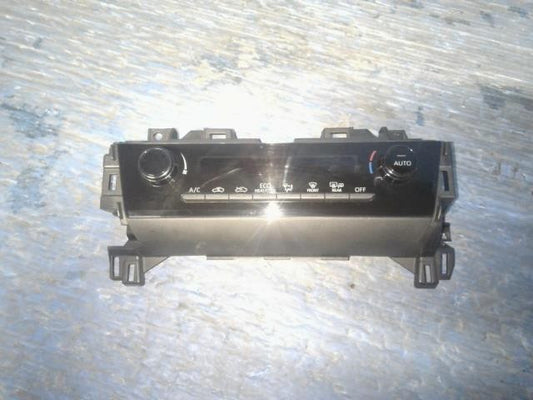 [AIR CONDITIONER PANEL]TOYOTA YARIS CROSS MXPJ15 M15A-FXE AT 4WD #0BD3253176822