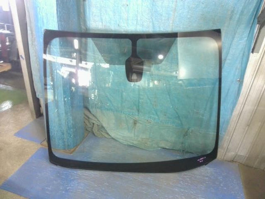 [F WINDOW GLASS]NISSAN SERENA HC27   #0BD3253178585