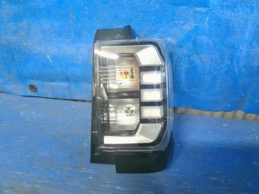 [TAIL LAMP RH]DAIHATSU TAFT LA900S KF AT 2WD #0BD3253182037