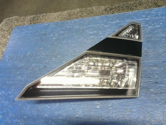 [Right finisher panel]TOYOTA VELLFIRE ANH20W   #0BD3253181284