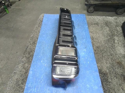 [TAIL LAMP RH]TOYOTA VOXY ZRR80G   #0BD3253176831