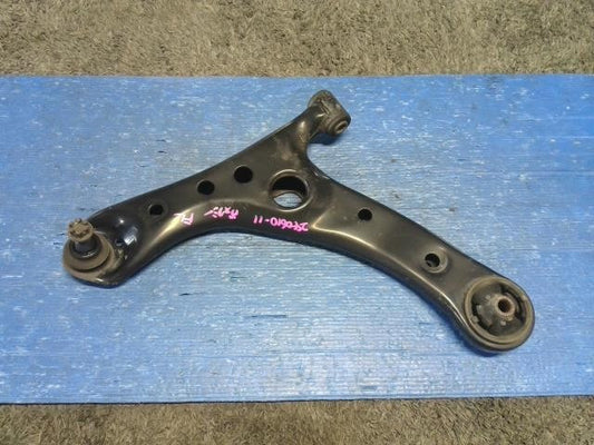 [F LOWER ARM LH]TOYOTA VOXY ZRR70G 3ZR-FAE AT 2WD #0BD3253178639