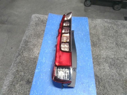 [TAIL LAMP LH]TOYOTA ESQUIRE ZRR80G 3ZR-FAE AT 2WD #0BD3253174634