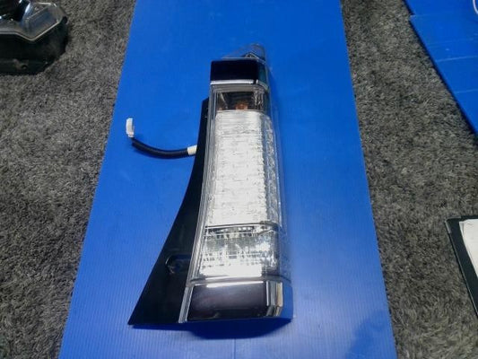[TAIL LAMP RH]HONDA N BOX SLASH JF1 S07A AT 2WD #0BD3253172581
