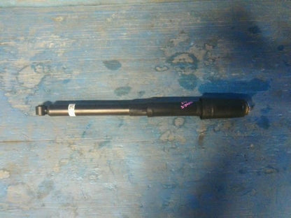 [R SHOCK ABSORBER RH]HONDA VEZEL RV5 LEC AT 2WD #0BD3253171214